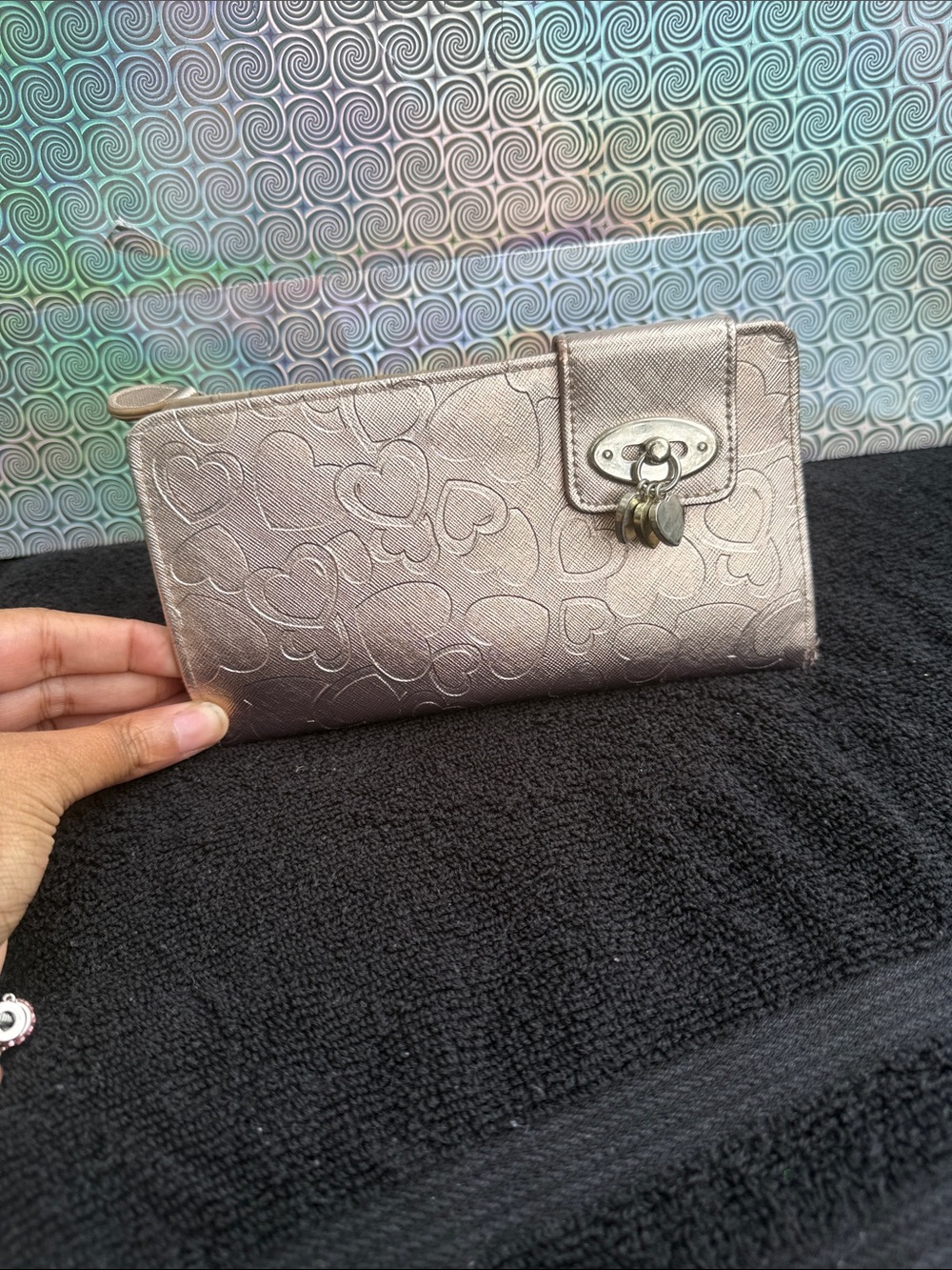 Metallic Heart-Embossed Zip Wallet - Rose Gold